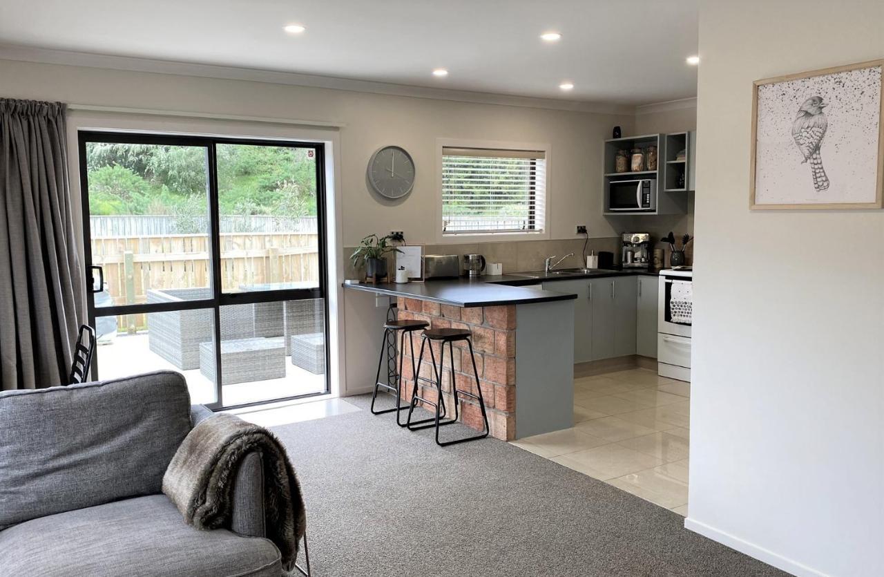 The Klein House Villa Whanganui Bagian luar foto