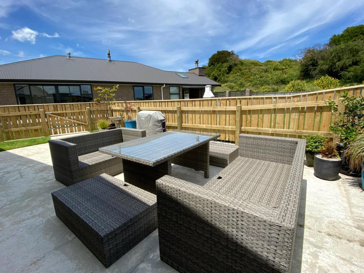 The Klein House Villa Whanganui Bagian luar foto