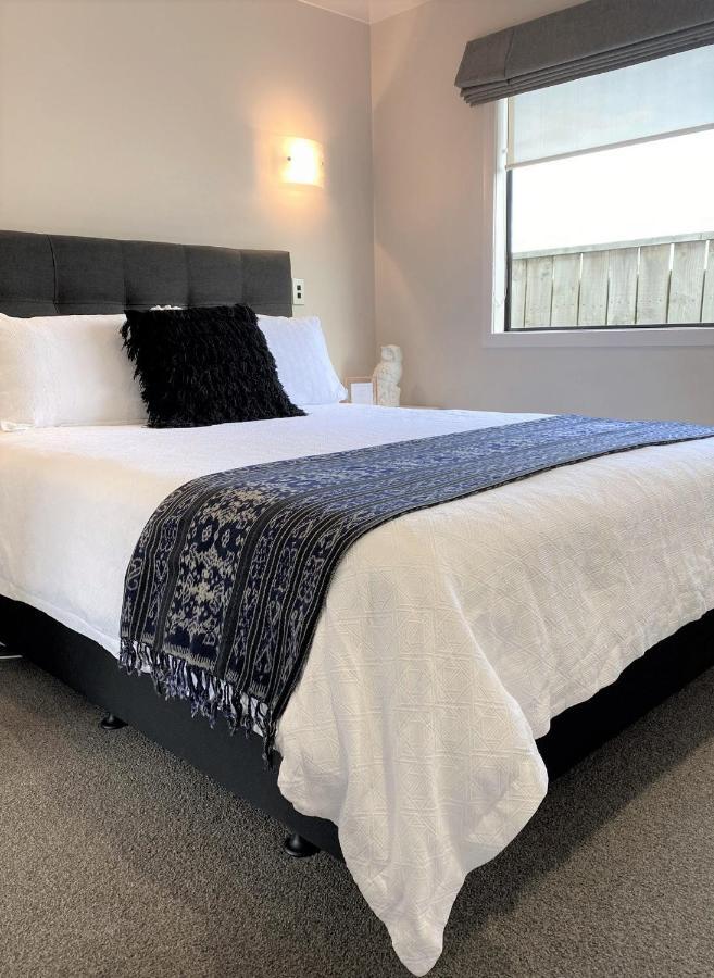The Klein House Villa Whanganui Bagian luar foto